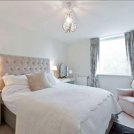 Wyatt Court Apartment Londra Exterior foto